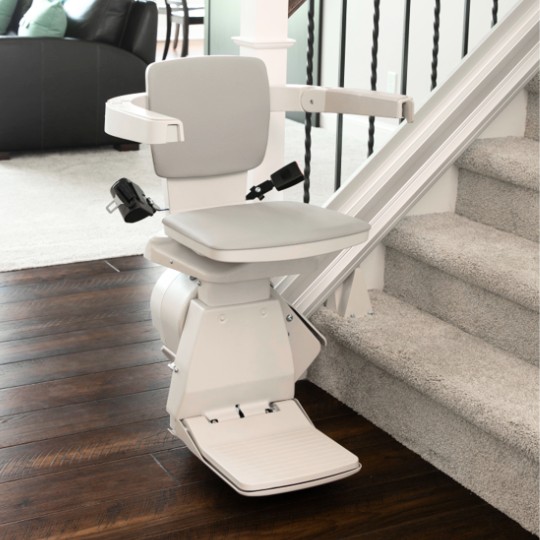 Natomas straight rail stairlift